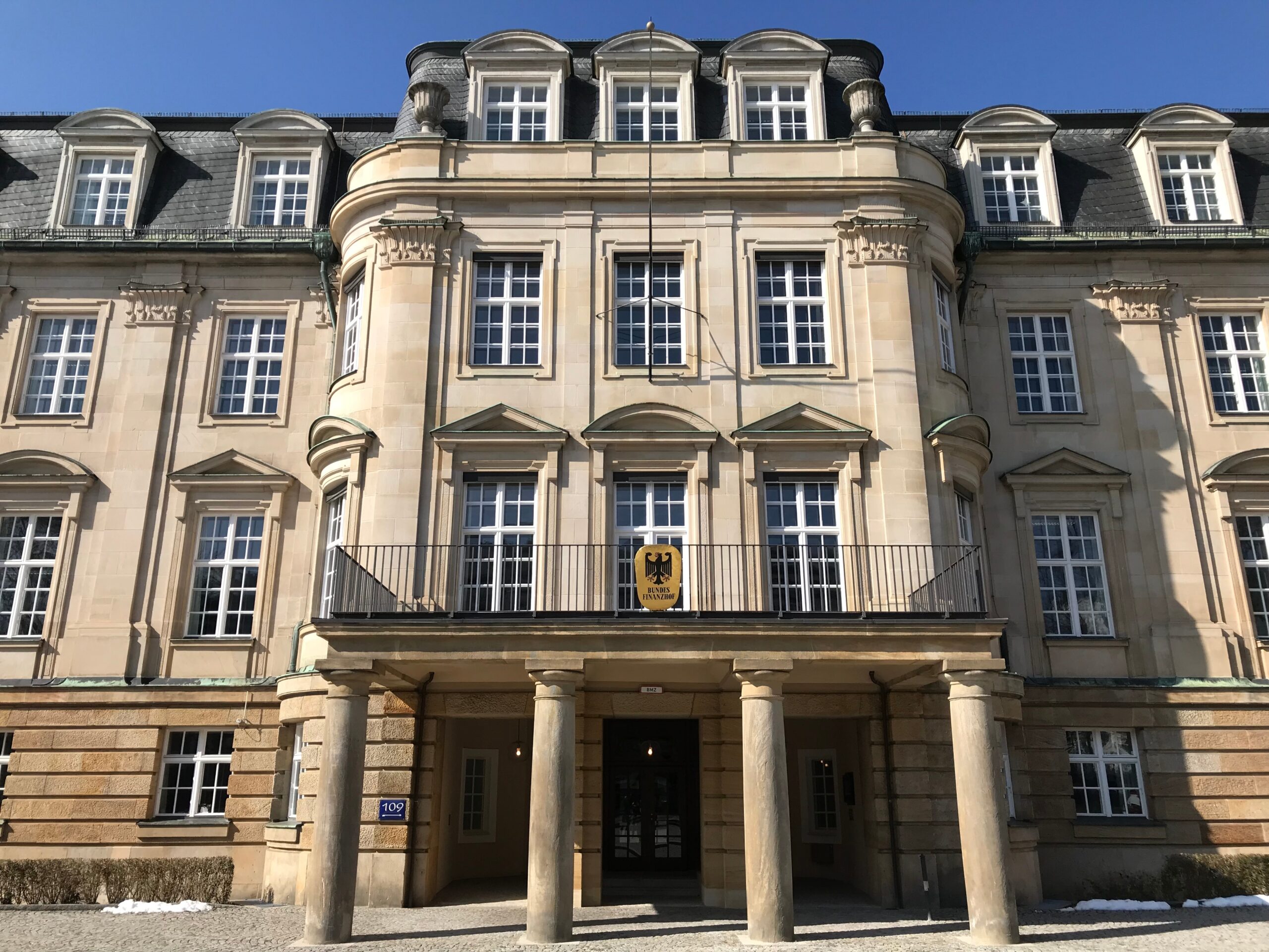 BFH: gezahlte Nutzungsentschädigungen aufgrund eines widerrufenen Darlehensvertrags stellen keine steuerbaren Einkünfte dar